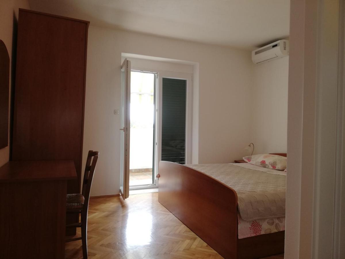 Apartment Mitan Tucepi