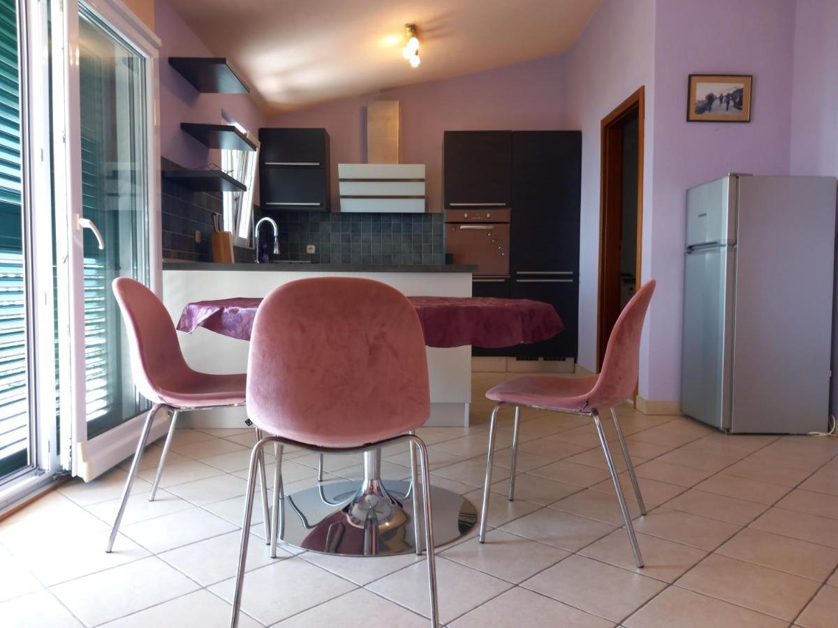 Apartment Mitan