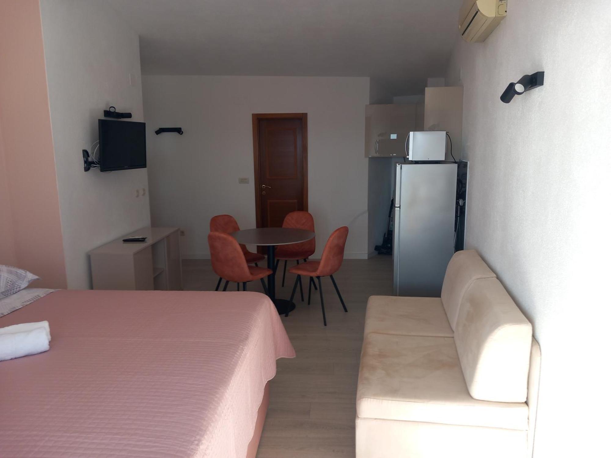 Apartment Mitan