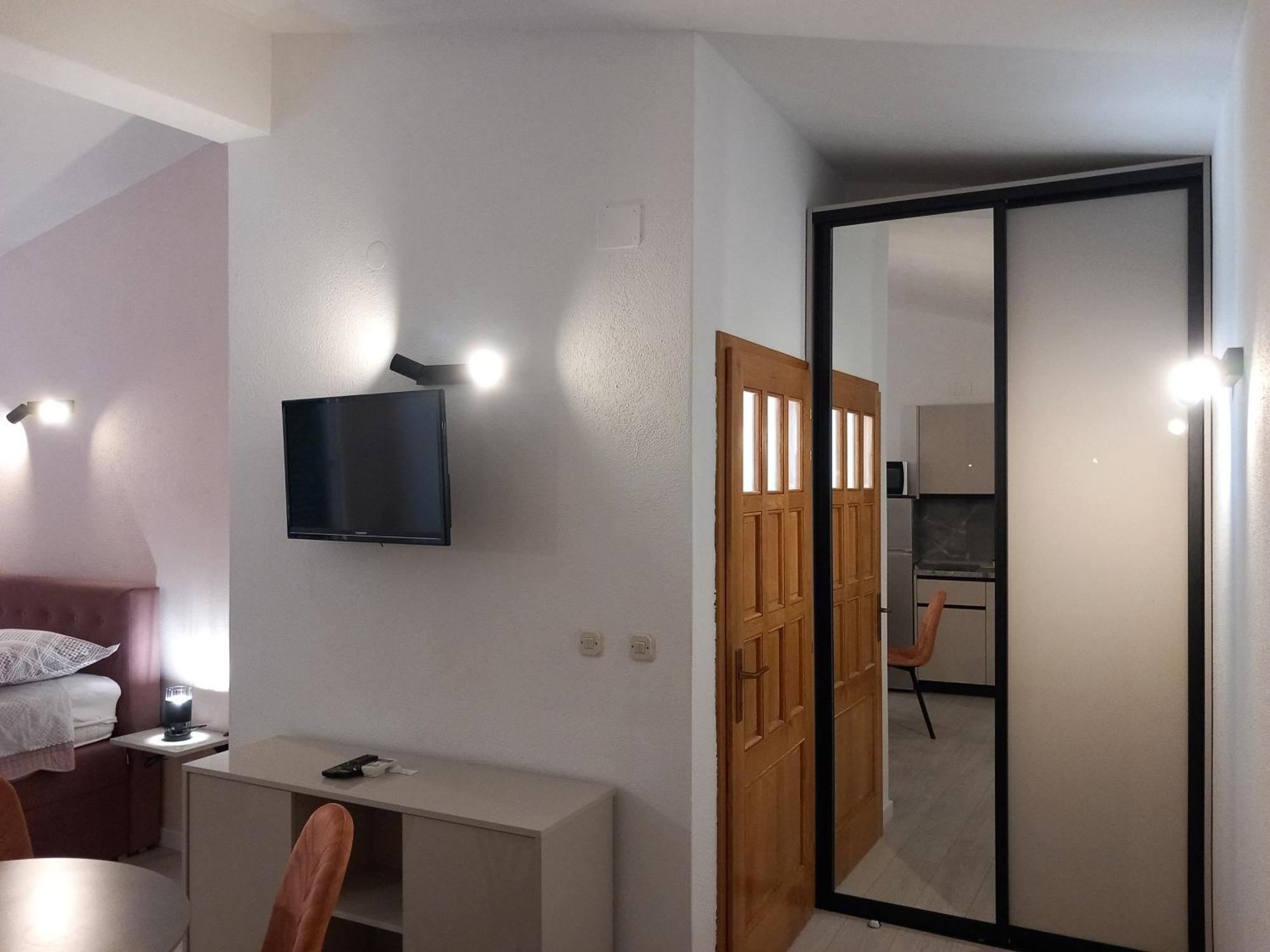 Apartment Mitan *